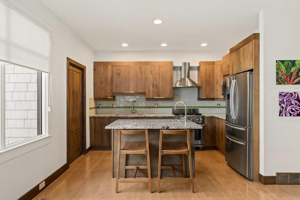 Photo of 924 8 Avenue SE, Calgary, AB T2G 0M3 (MLS # A2278801)