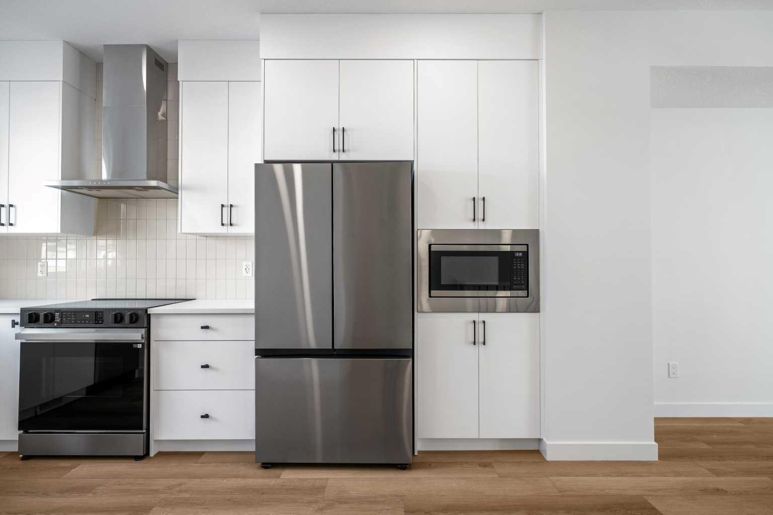 550 Seton Circle SE 204