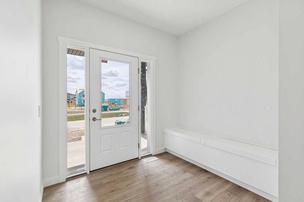 Photo of 10 Quartz Gate, Balzac, AB T4B 5T7 (MLS # A2308649)