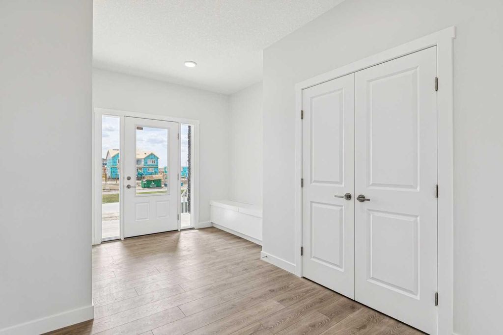 Photo of 10 Quartz Gate, Balzac, AB T4B 5T7 (MLS # A2308649)