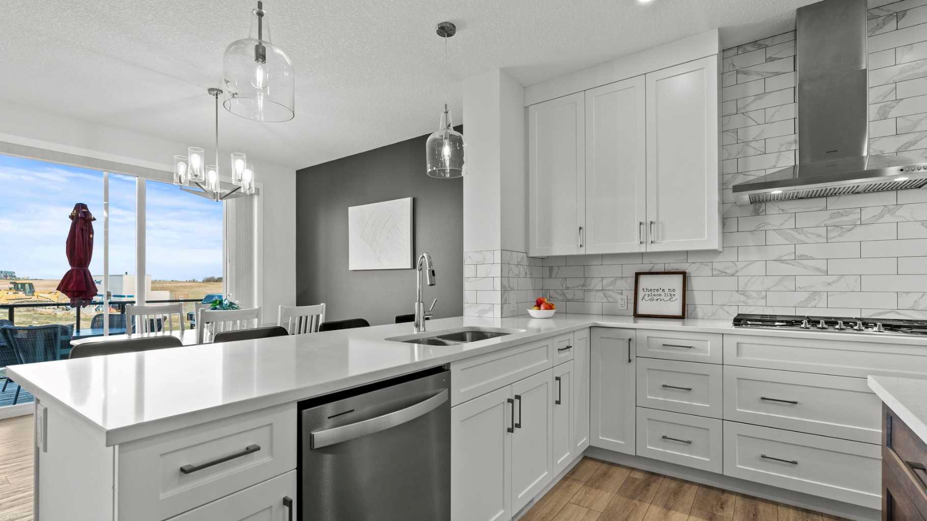152 Threepoint Cove