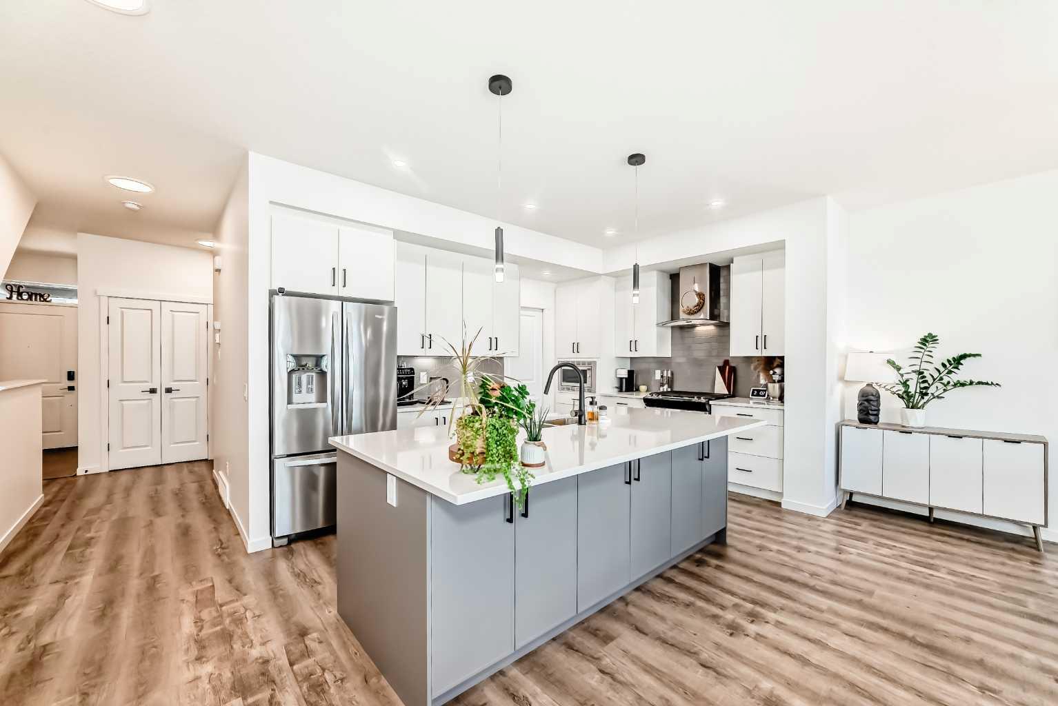 12 Magnolia Crescent SE