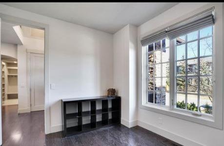 54 Wexford Crescent SW