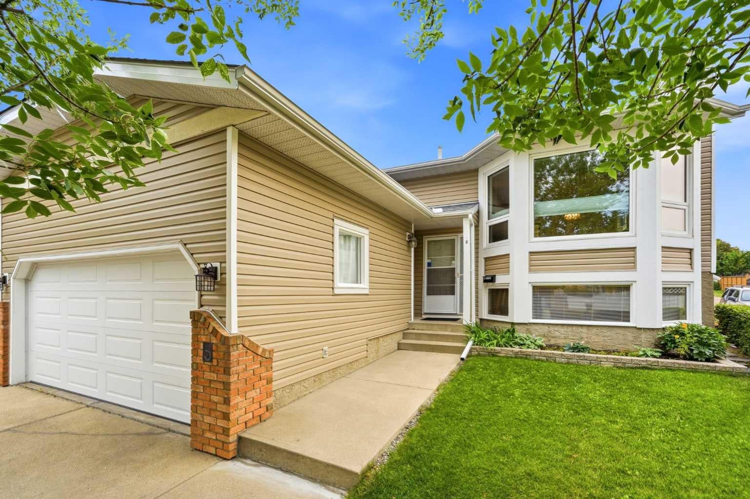 5 Sandpiper Gate NW