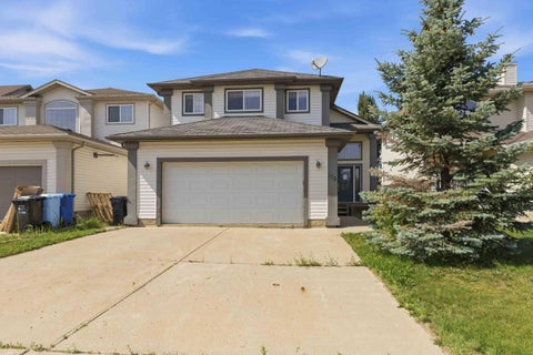 Photo of 173 COYOTE Crescent, Fort McMurray, AB T9K 0C7 (MLS # A2332171)