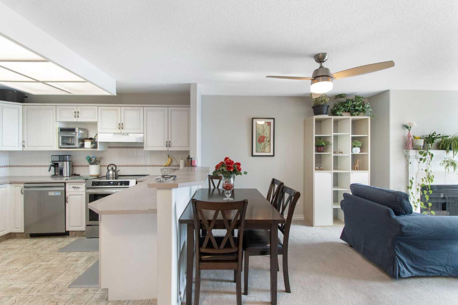 4944 8 Avenue SW 202