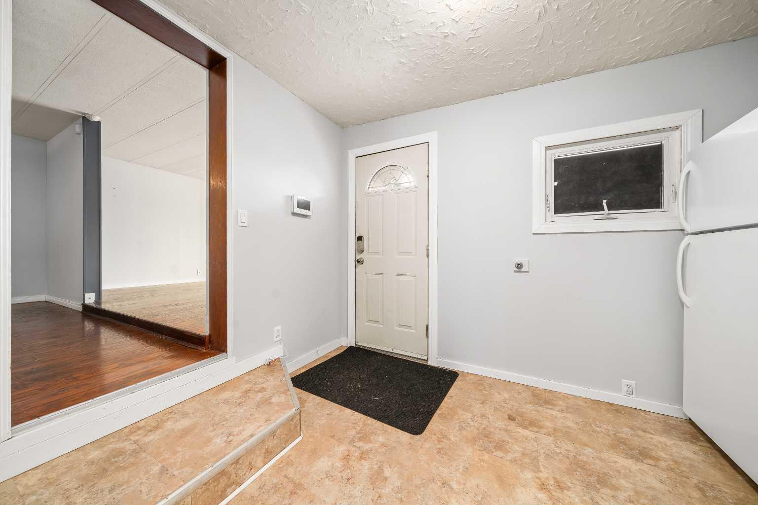 17 De Havilland Boulevard SW