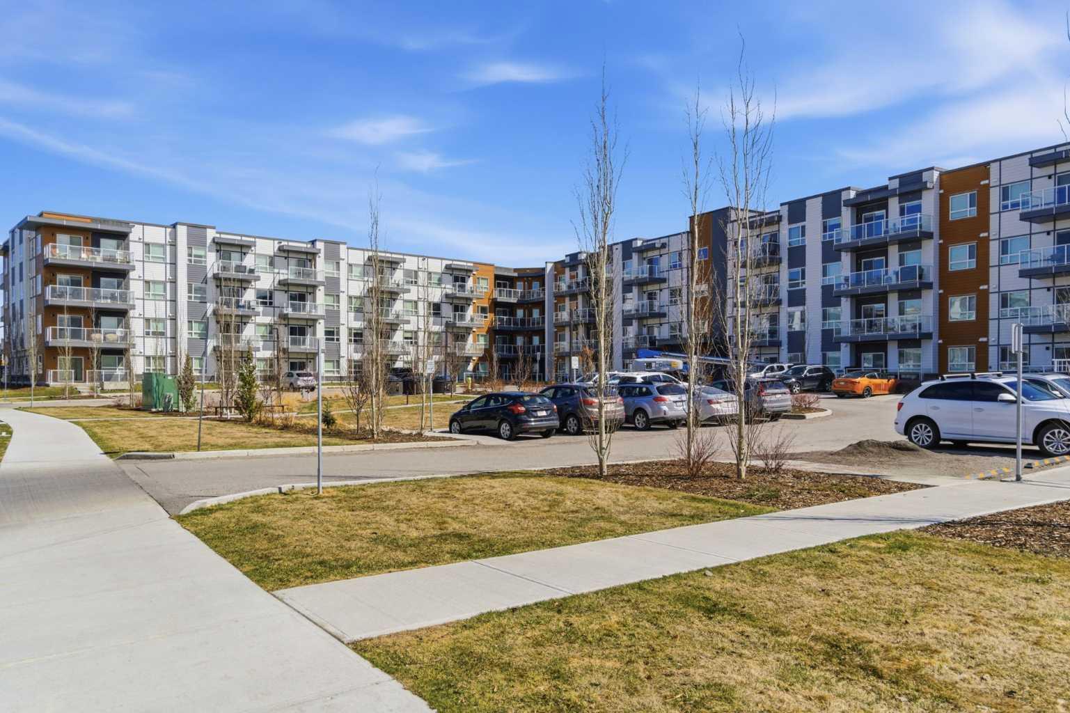 360 Harvest Hills Way NE 226