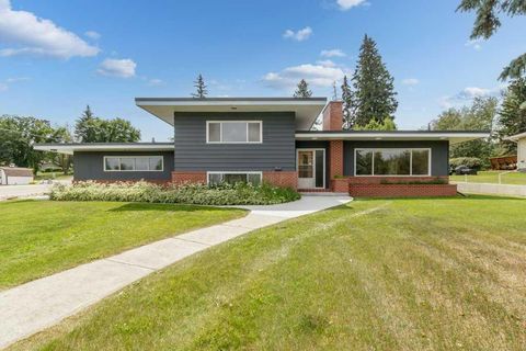 Photo of 5307 48 Avenue, Sylvan Lake, AB T4S 1G5 (MLS # A2328824)