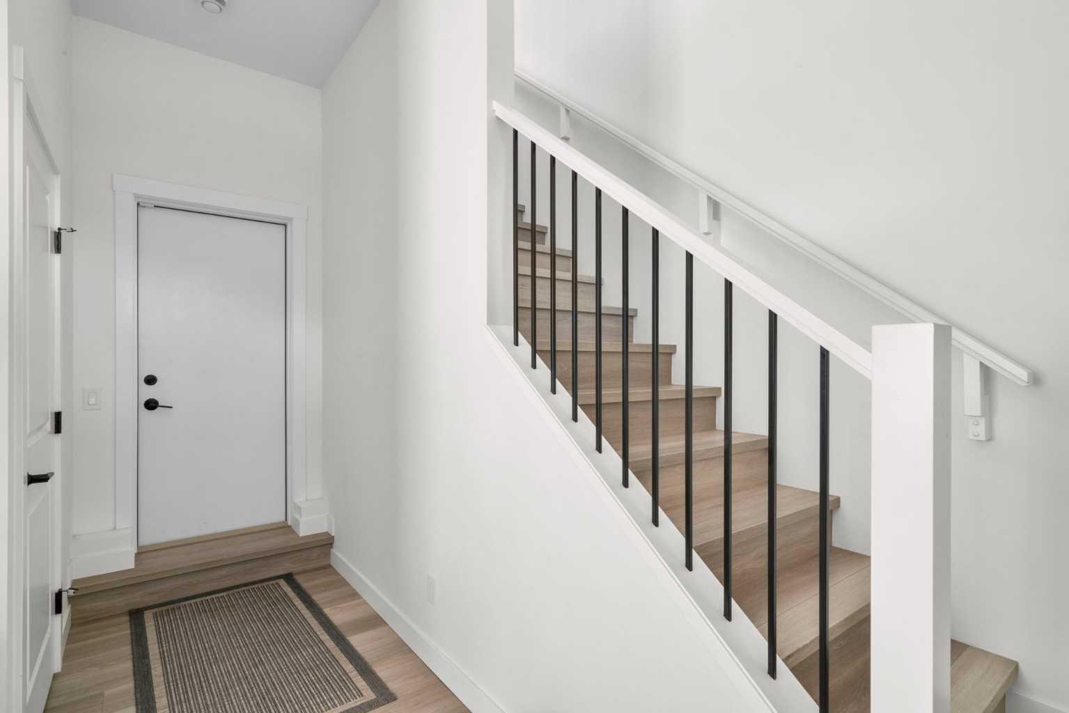 244 Sovereign Common SW