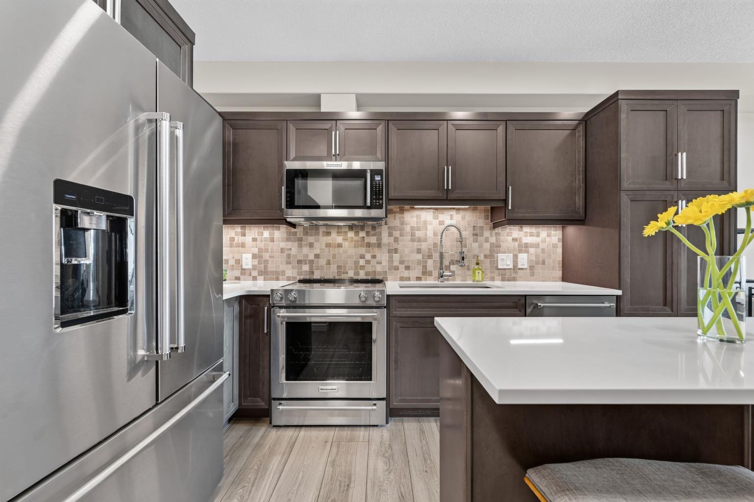80 Greenbriar Place NW 2302