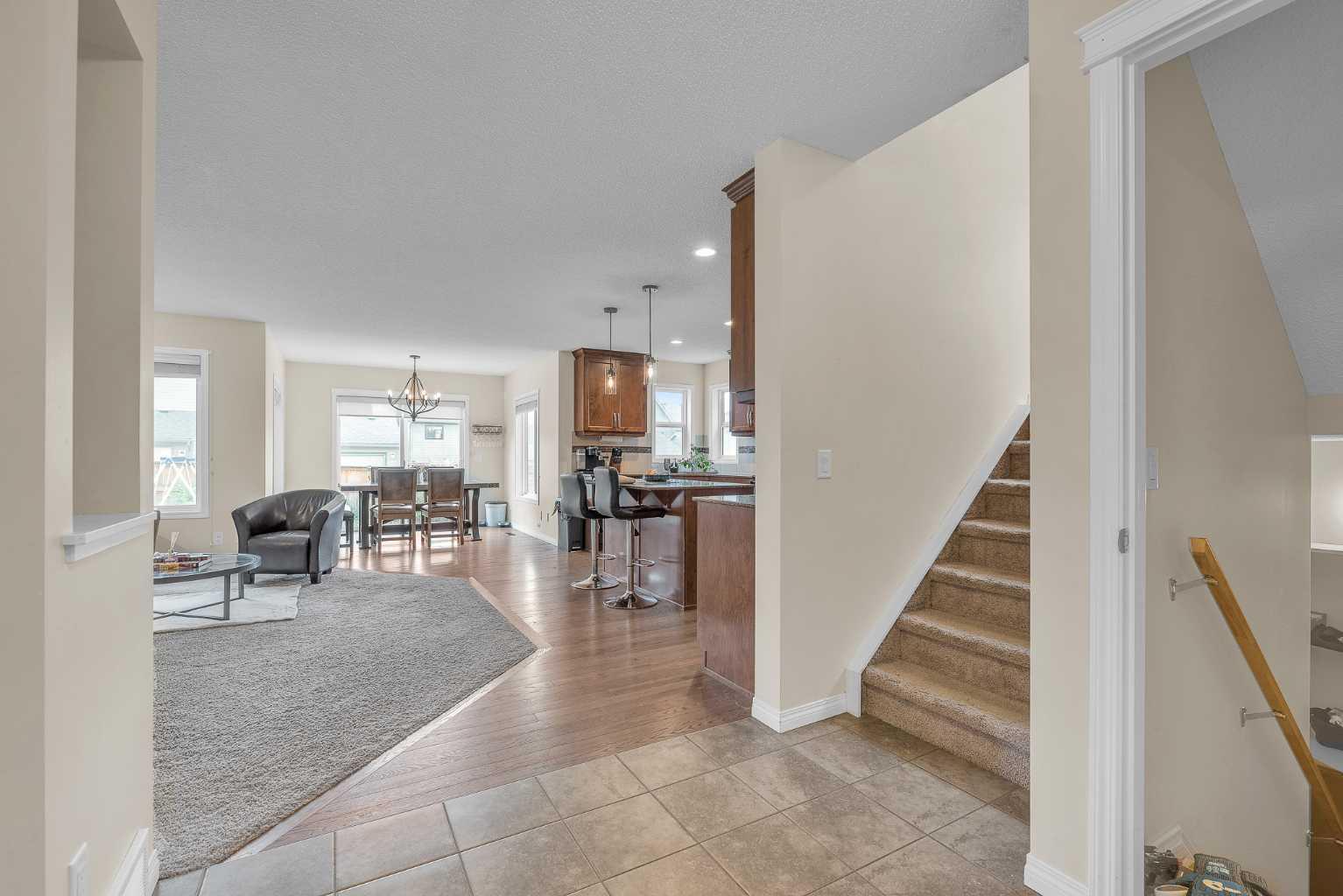 46 Walden Court SE