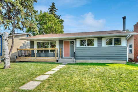 Photo of 4819 Memorial Drive SE, Calgary, AB T2A 2P9 (MLS # A2334074)