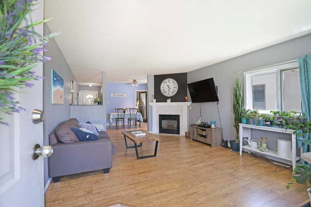 Photo of 320 3 Street W, Brooks, AB T1R 0E7 (MLS # A2310443)