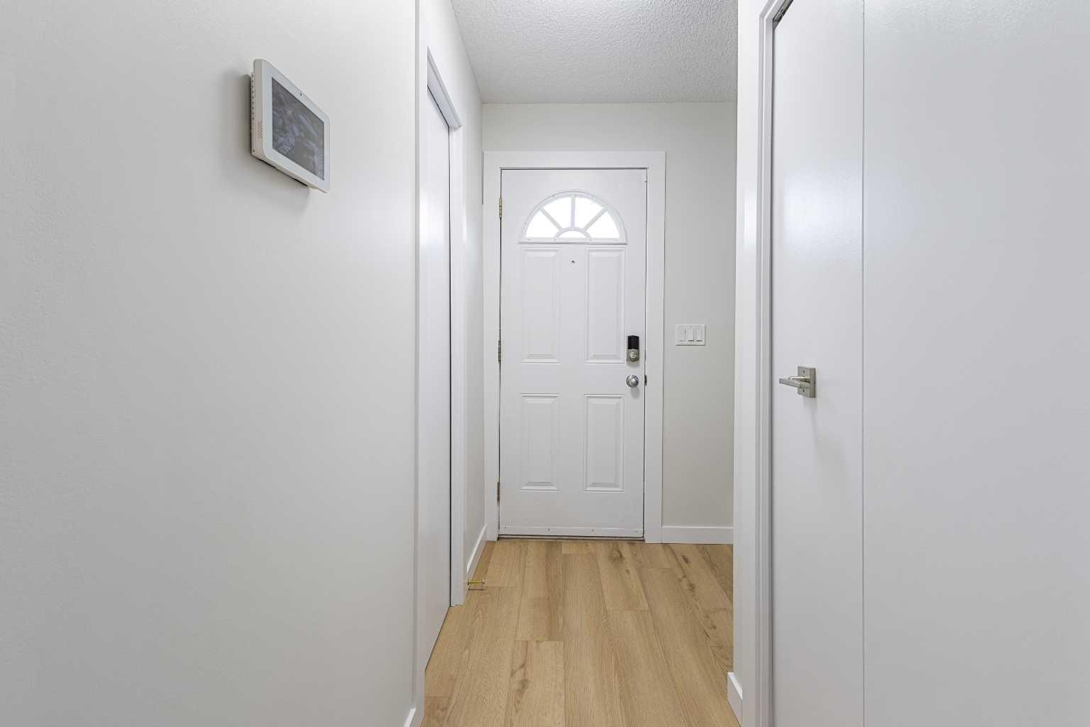 64 Whitnel Court NE 24