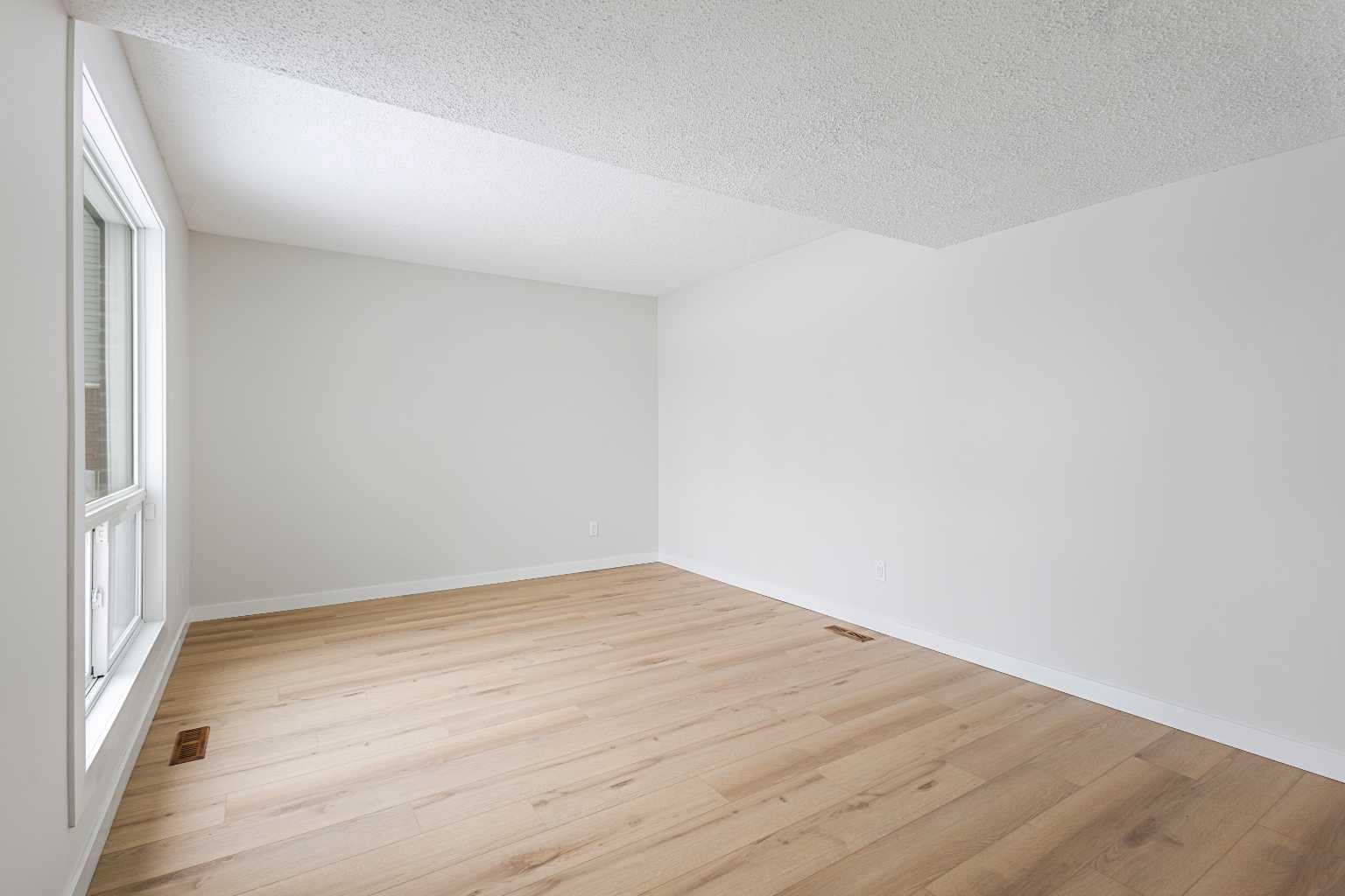 64 Whitnel Court NE 24