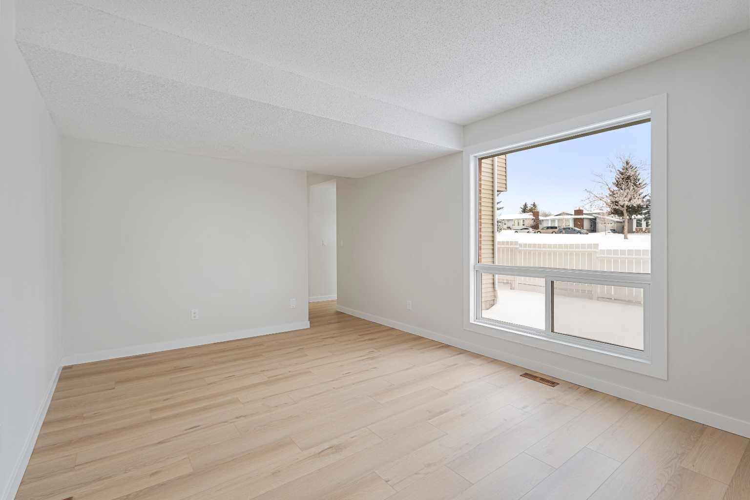 64 Whitnel Court NE 24