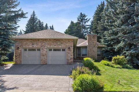 Photo of 9948 Patton Road SW, Calgary, AB T2V 5G1 (MLS # A2290556)