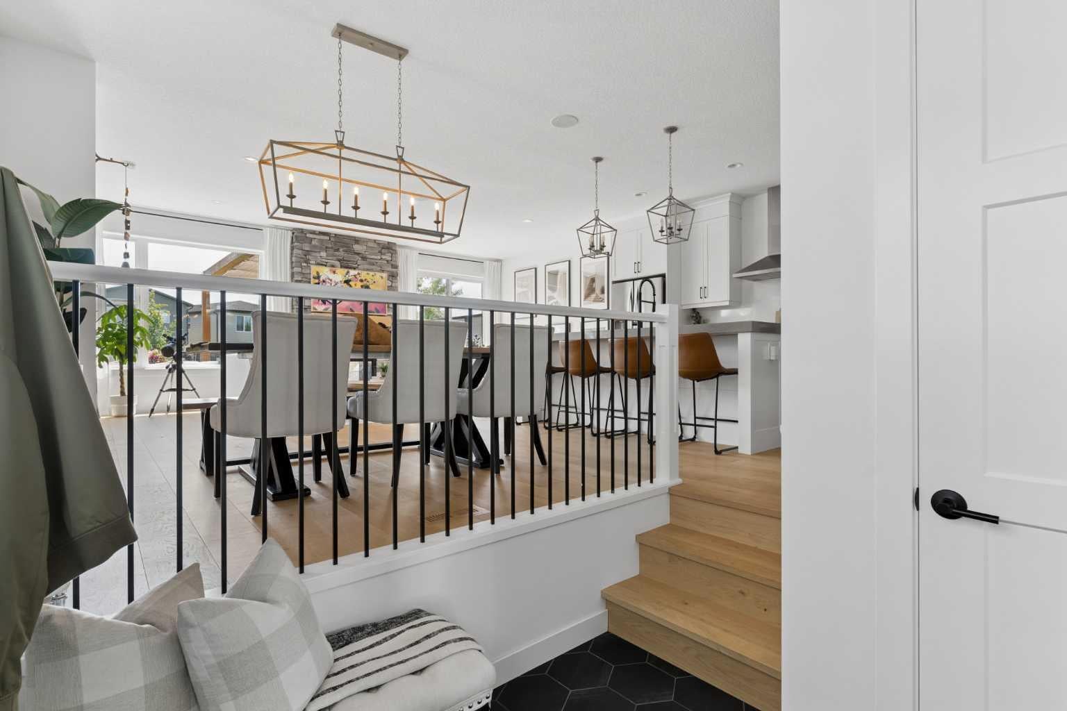 203 Cranbrook Park SE