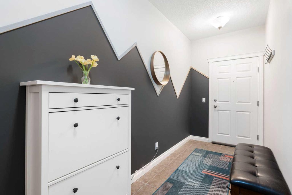 Photo of 24 Hemlock Crescent SW #4208, Calgary, AB T3C 2Z1 (MLS # A2326839)