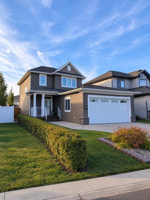 Photo of 14 Windermere Close, Red Deer, AB T4N 2J8 (MLS # A2354478)