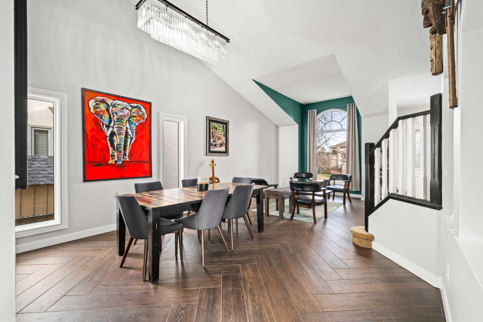 296 Lakeside Greens Crescent