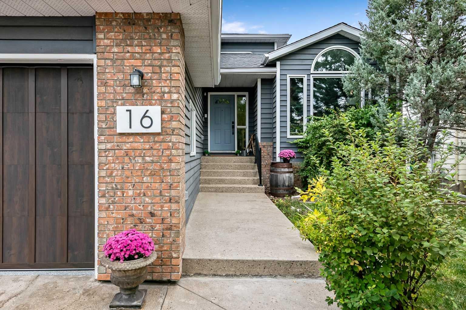 16 Evergreen Gardens SW