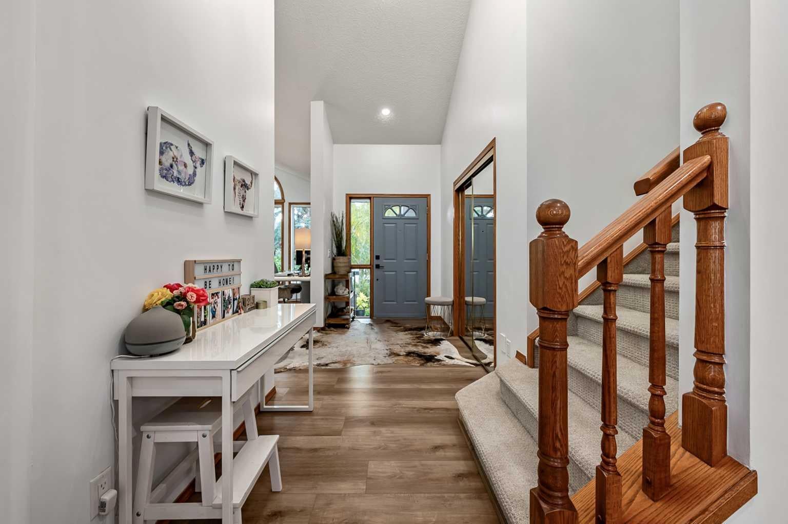 16 Evergreen Gardens SW