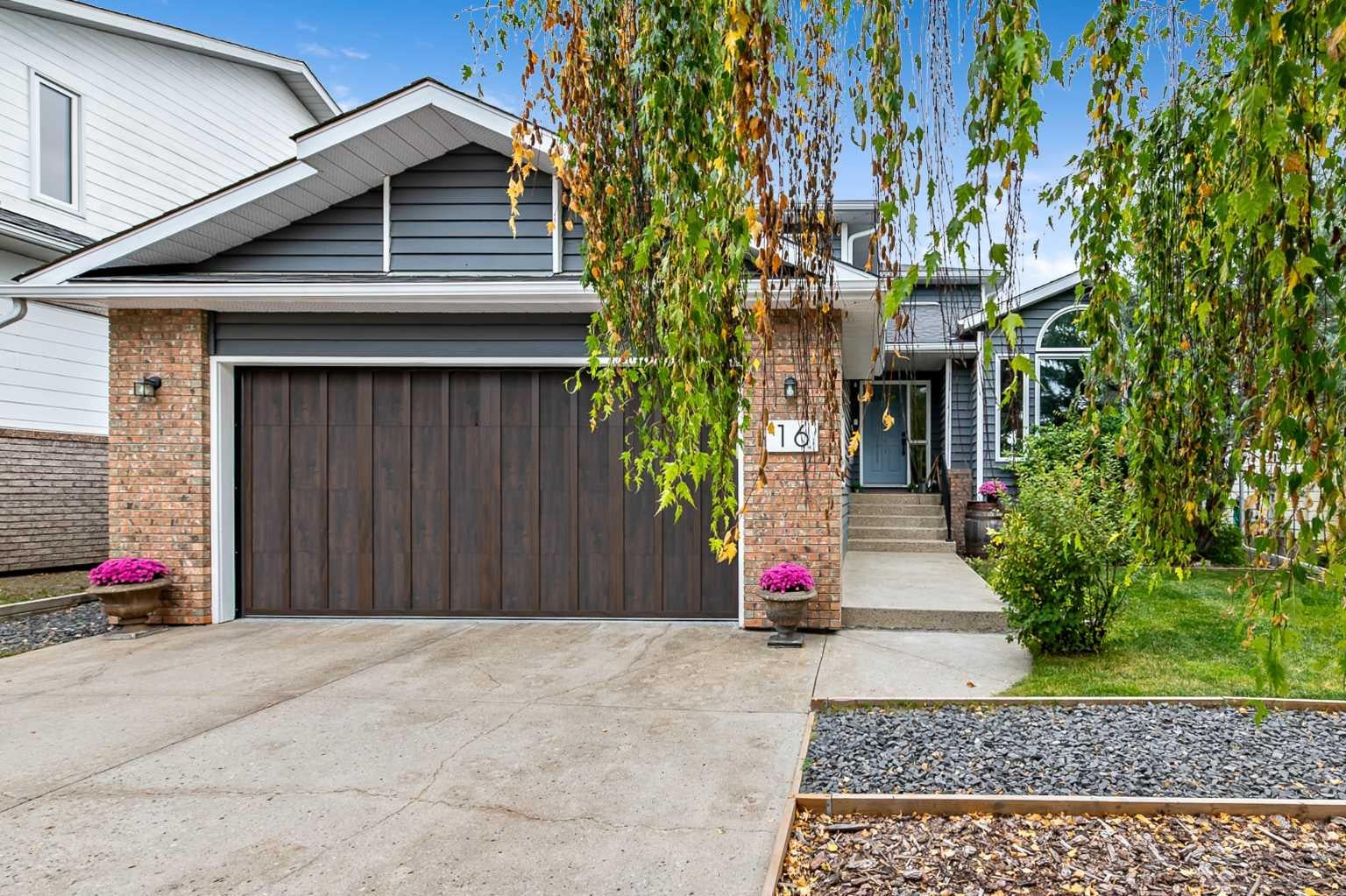 16 Evergreen Gardens SW