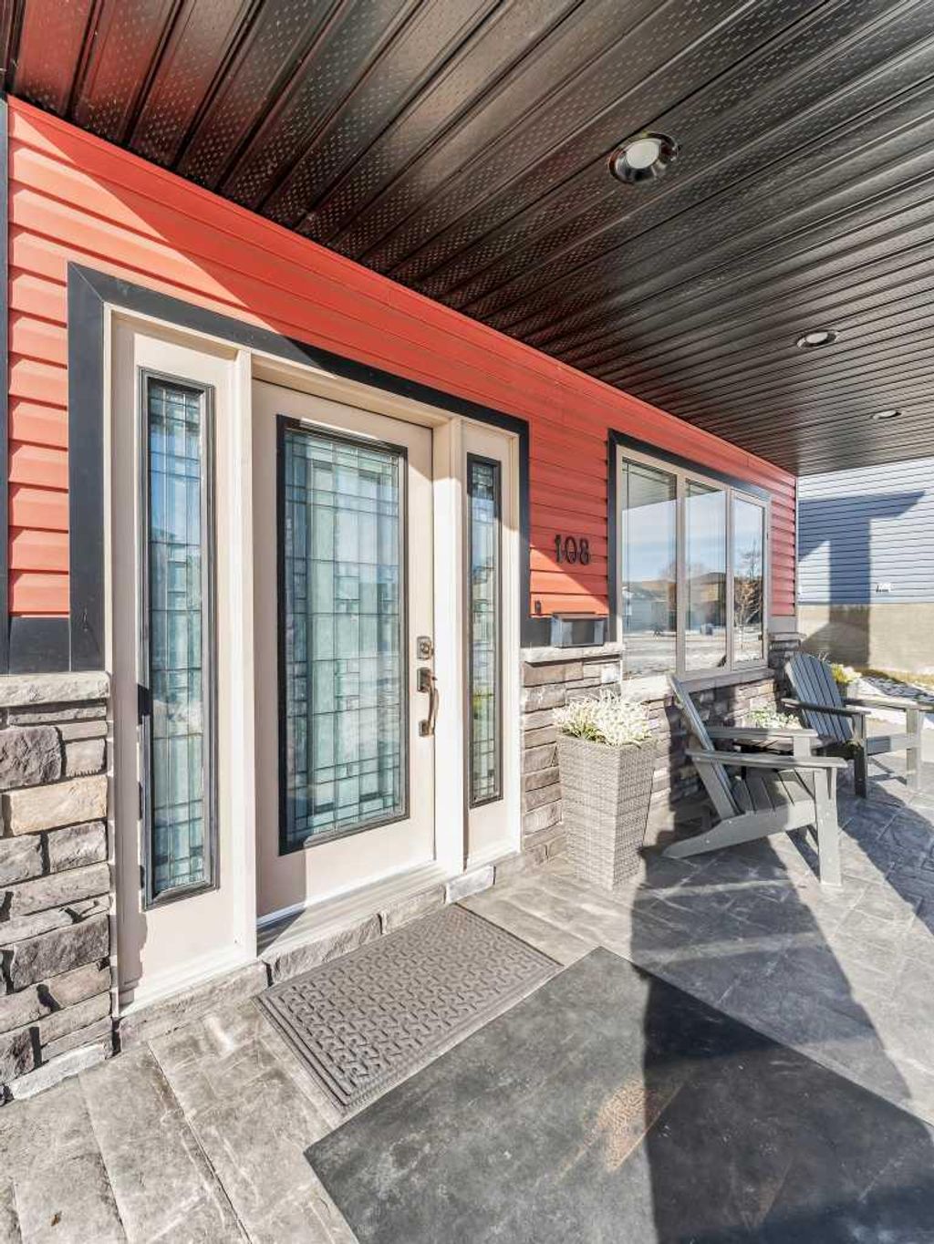 Photo of 108 Ranchman Place NE, Medicine Hat, AB T1C 0E3 (MLS # A2282848)