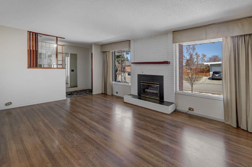 Photo of 1008 Motherwell Road NE, Calgary, AB T2E 6E7 (MLS # A2301200)