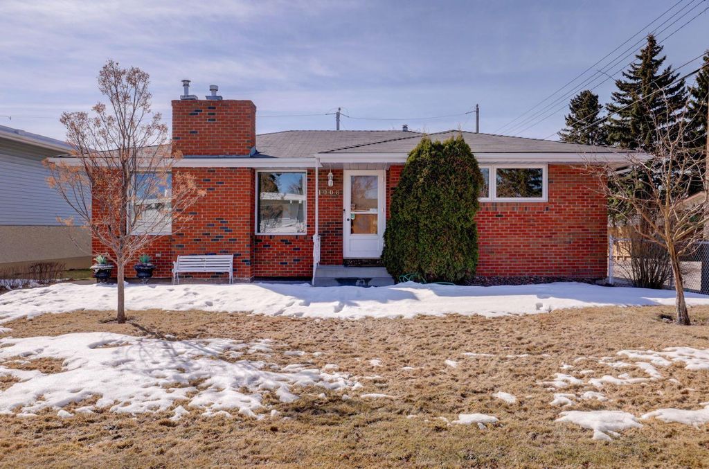 Photo of 1008 Motherwell Road NE, Calgary, AB T2E 6E7 (MLS # A2301200)