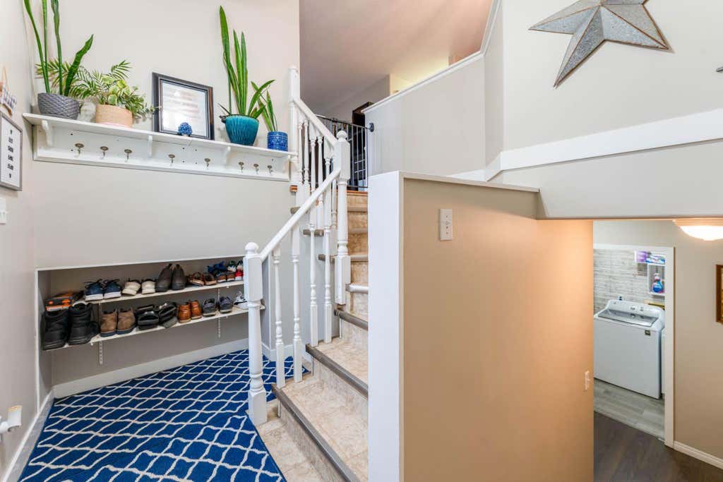 Photo of 685 3 Avenue W, Drumheller, AB T0J 0Y2 (MLS # A2330478)