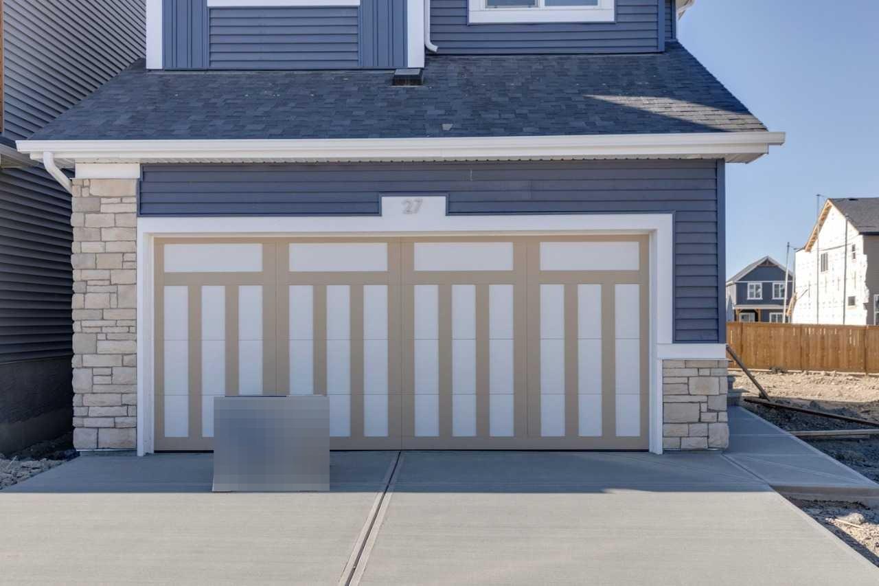27 Lewiston Row NE