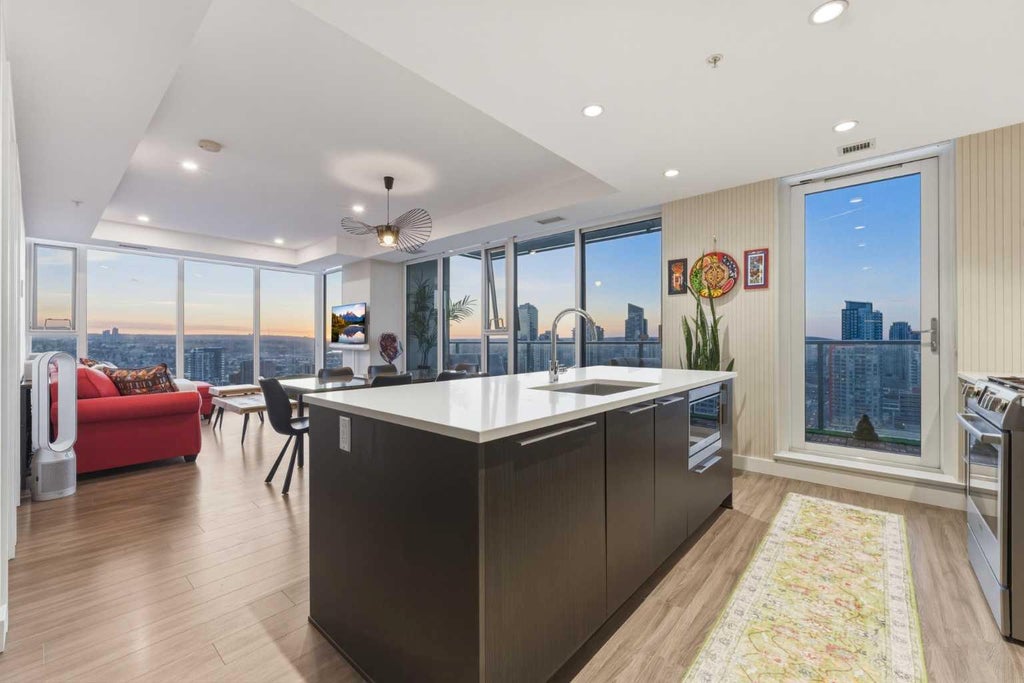 Photo of 930 16 Avenue SW #2402, Calgary, AB T2R 1C2 (MLS # A2309358)