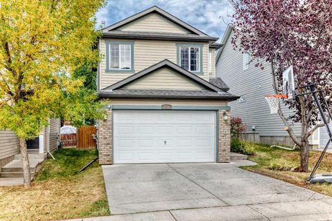 127 Covepark Green NE Calgary AB T3K 6L2
