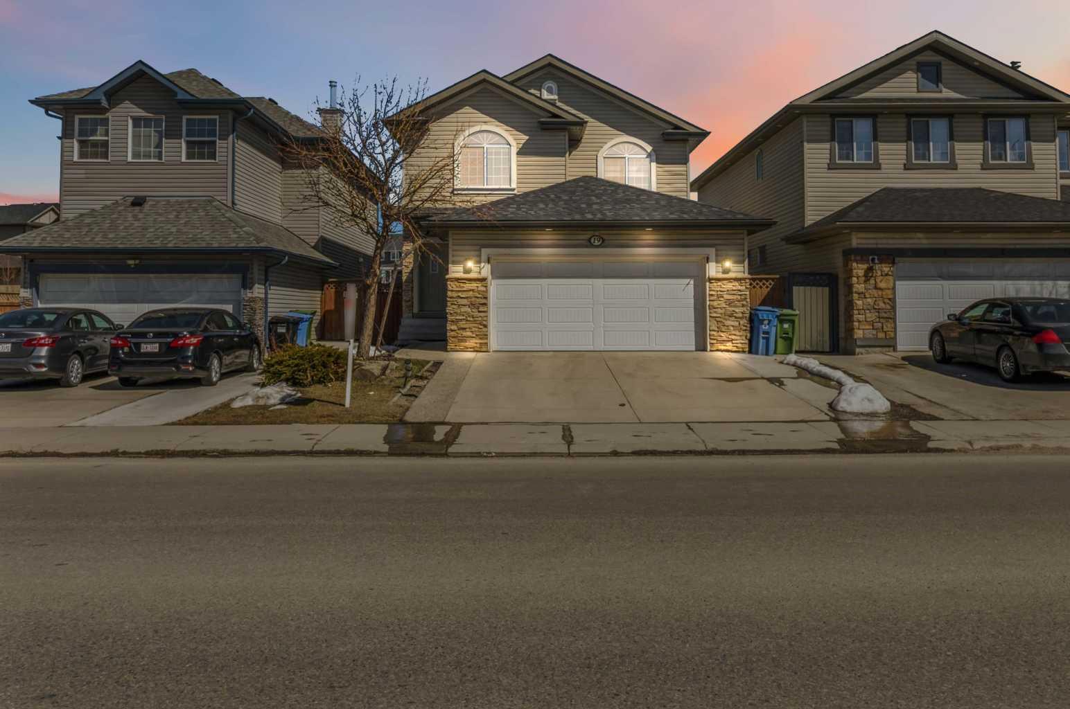 19 Saddleland Drive