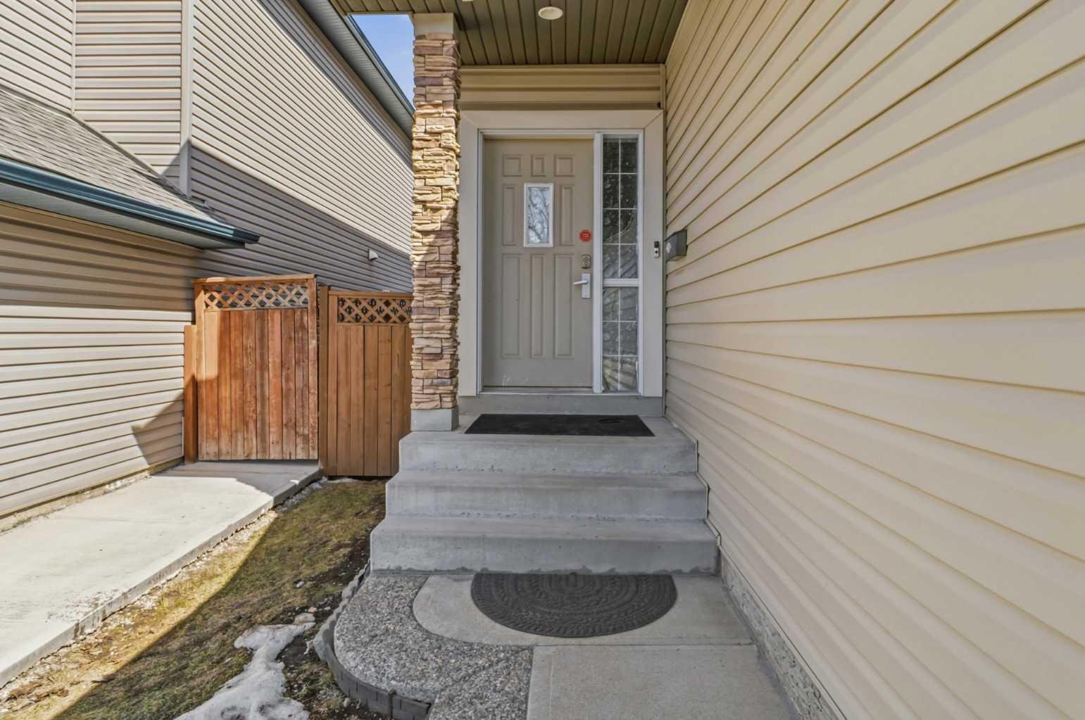 19 Saddleland Drive