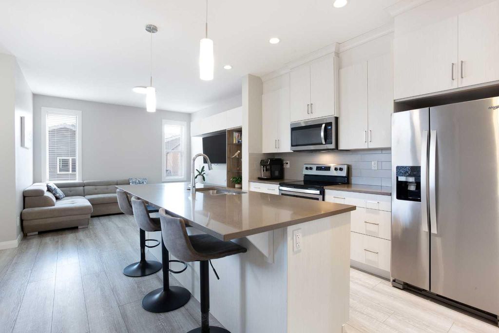 Photo of 46 Evanston Hill NW, Calgary, AB T3P 1J6 (MLS # A2279836)