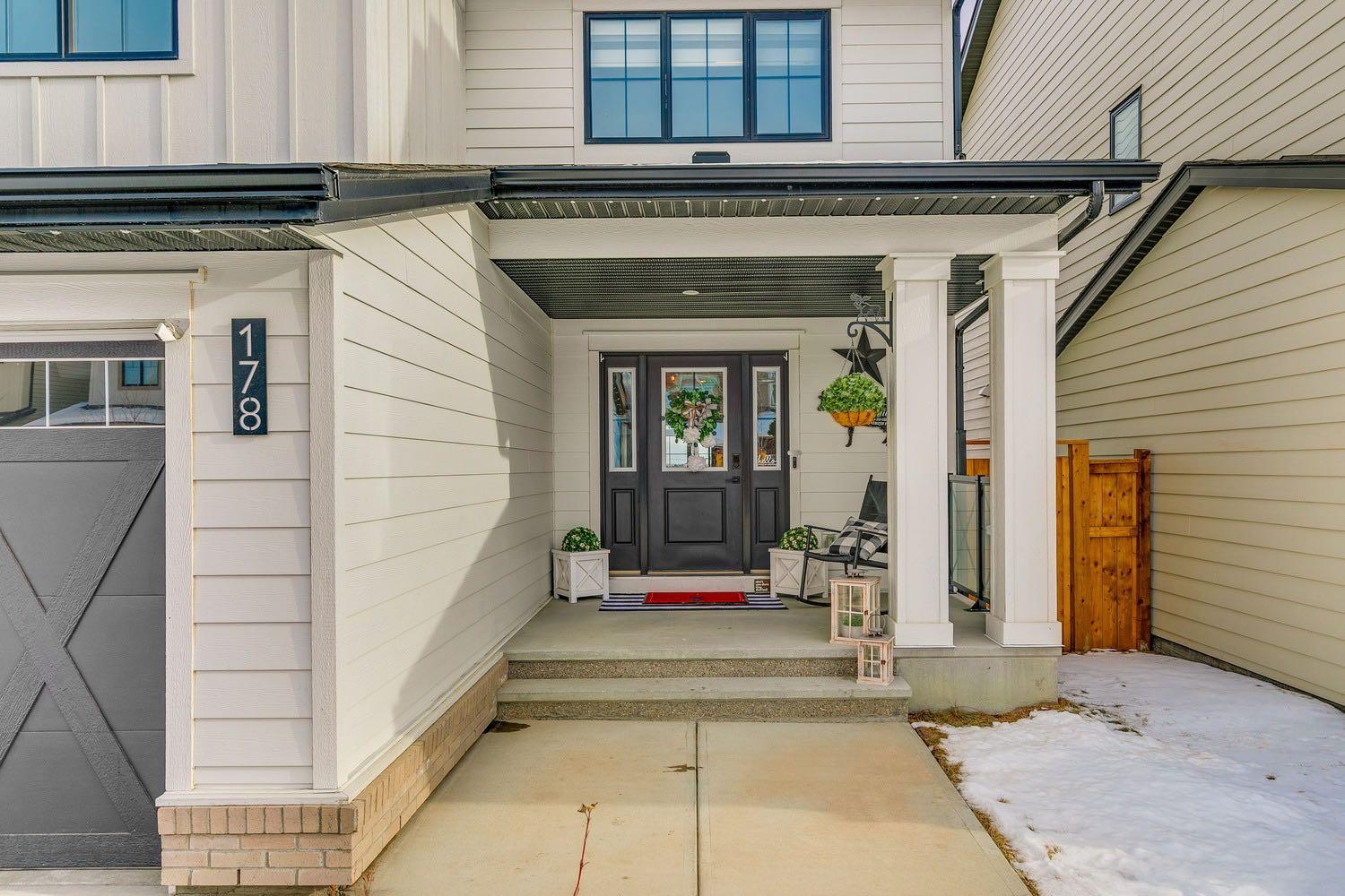 178 Baneberry Way SW