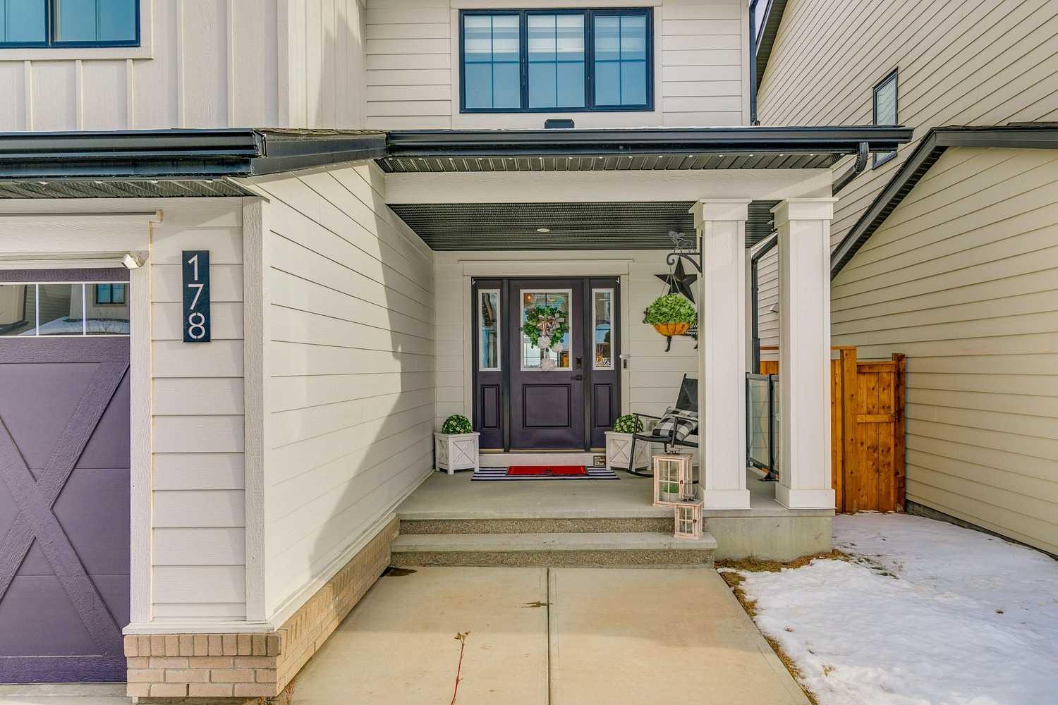 178 Baneberry Way SW