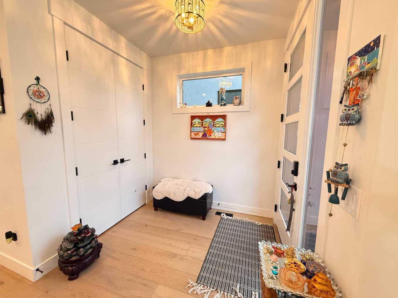 103 Hartford Road NW