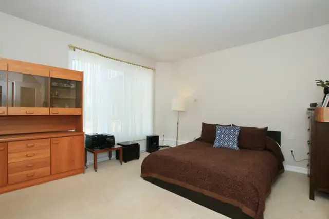 505 Canyon Meadows Drive SW 101