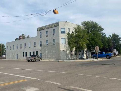 221 Centre Street Tilley AB T0J 3K0