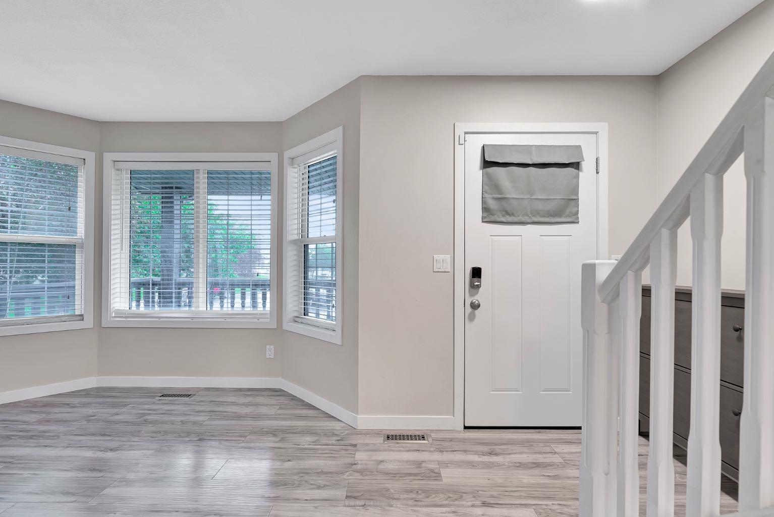 106 Erin Meadow Close SE