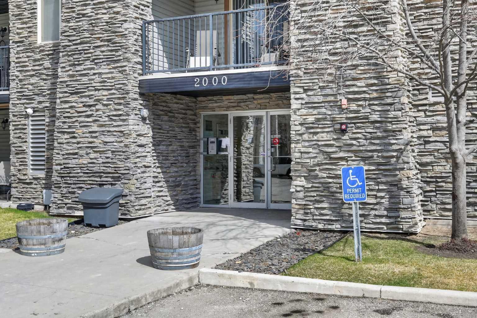 8 Bridlecrest Drive SW 2329