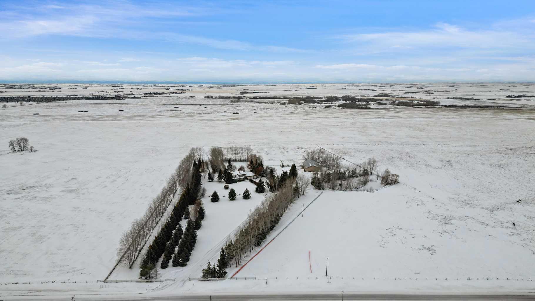 4;25;24;26 NE    244046 Range Road 251