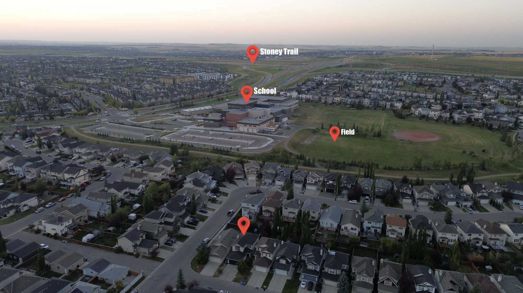 204 Covehaven Gardens NE