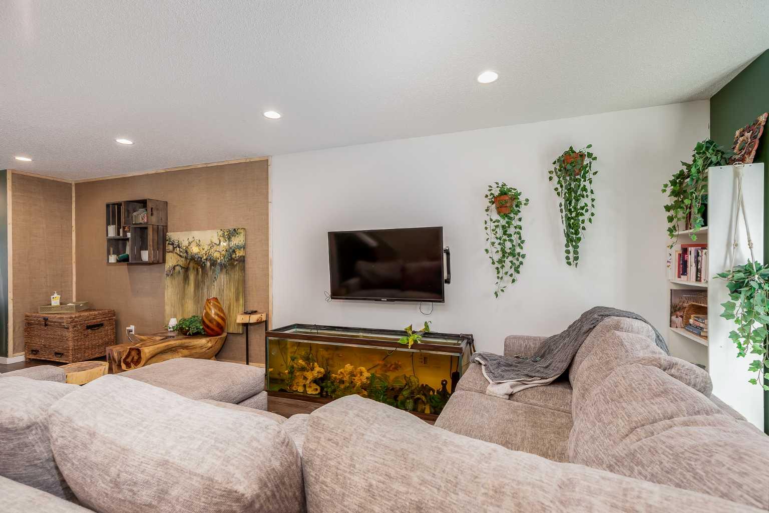 2400 Ravenswood View SE 1307