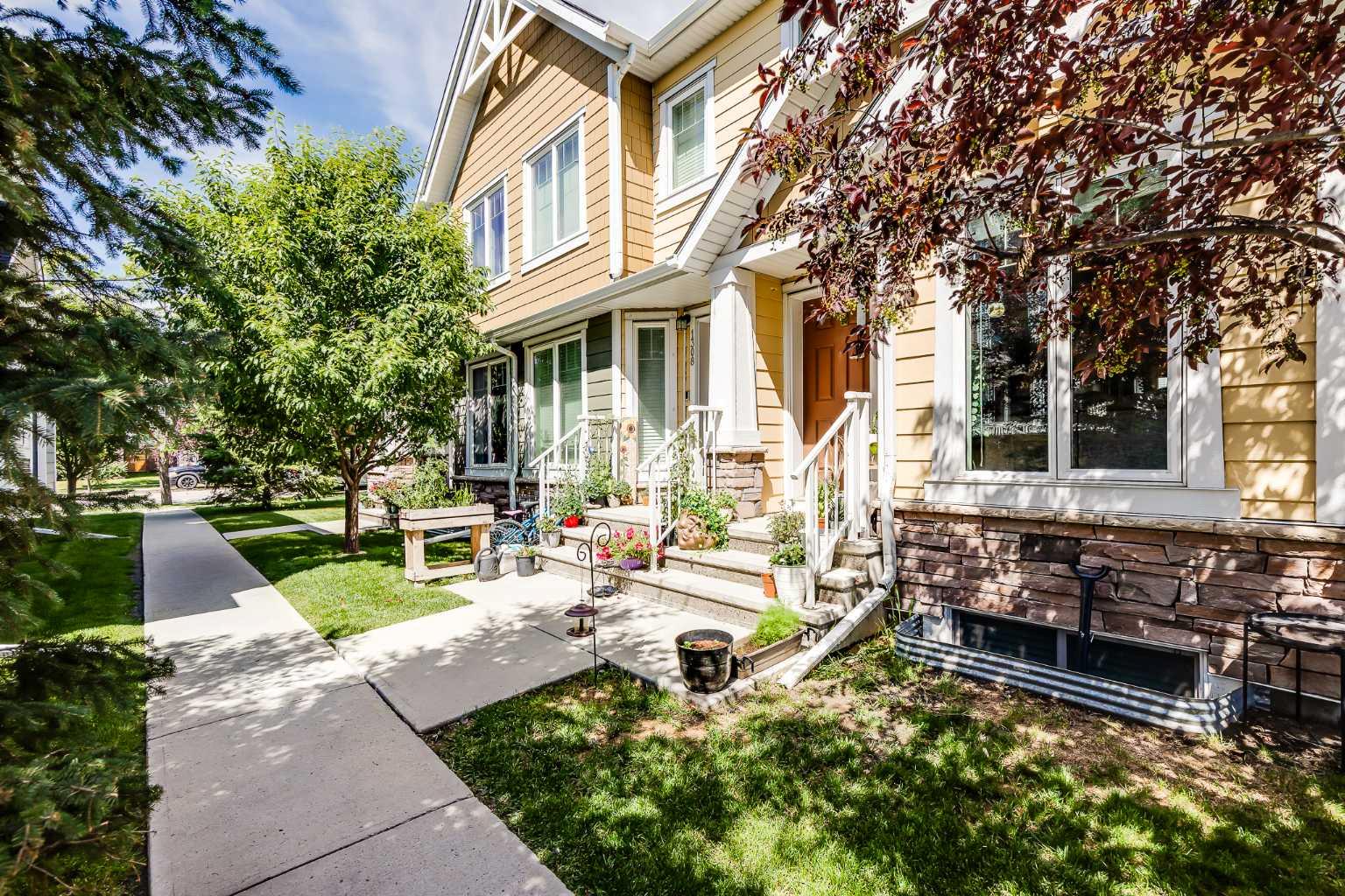 2400 Ravenswood View SE 1307